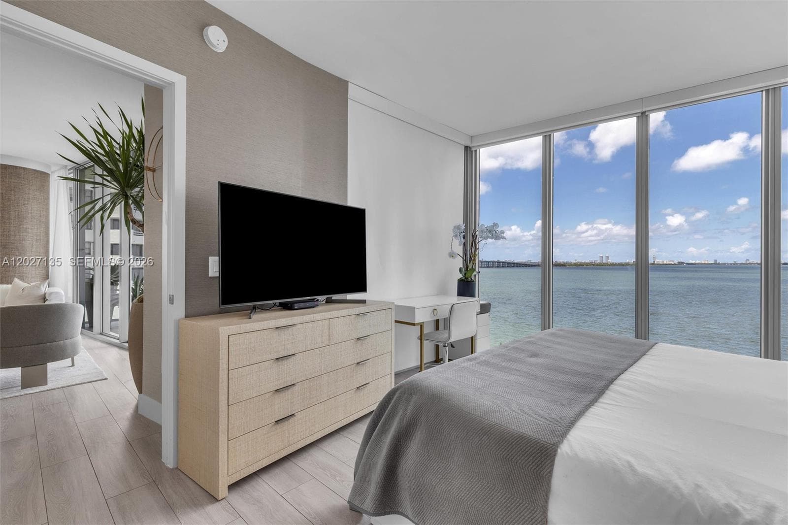2900 NE 7th Ave # 402, Miami FL 33137 — 22