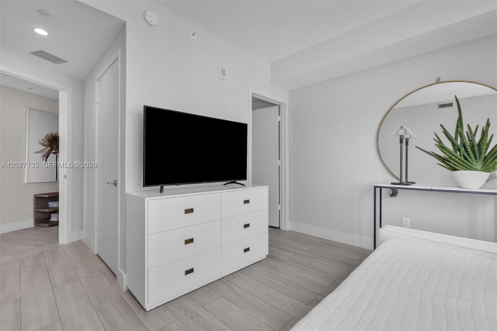 2900 NE 7th Ave # 402, Miami FL 33137 — 19