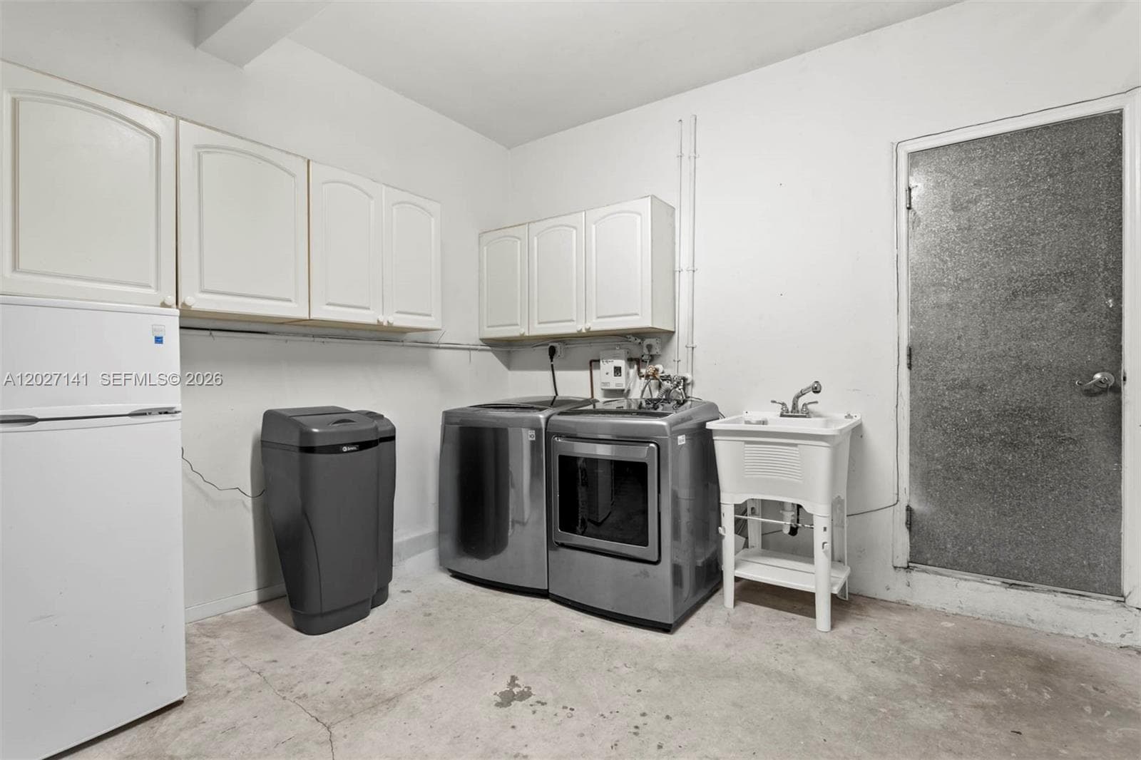 3062 Matilda St # 2, Miami FL 33133 — 27