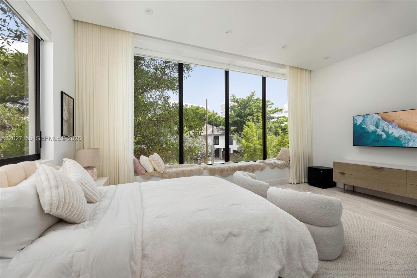 2986 Coconut Ave, Coconut Grove FL 33133 — 19