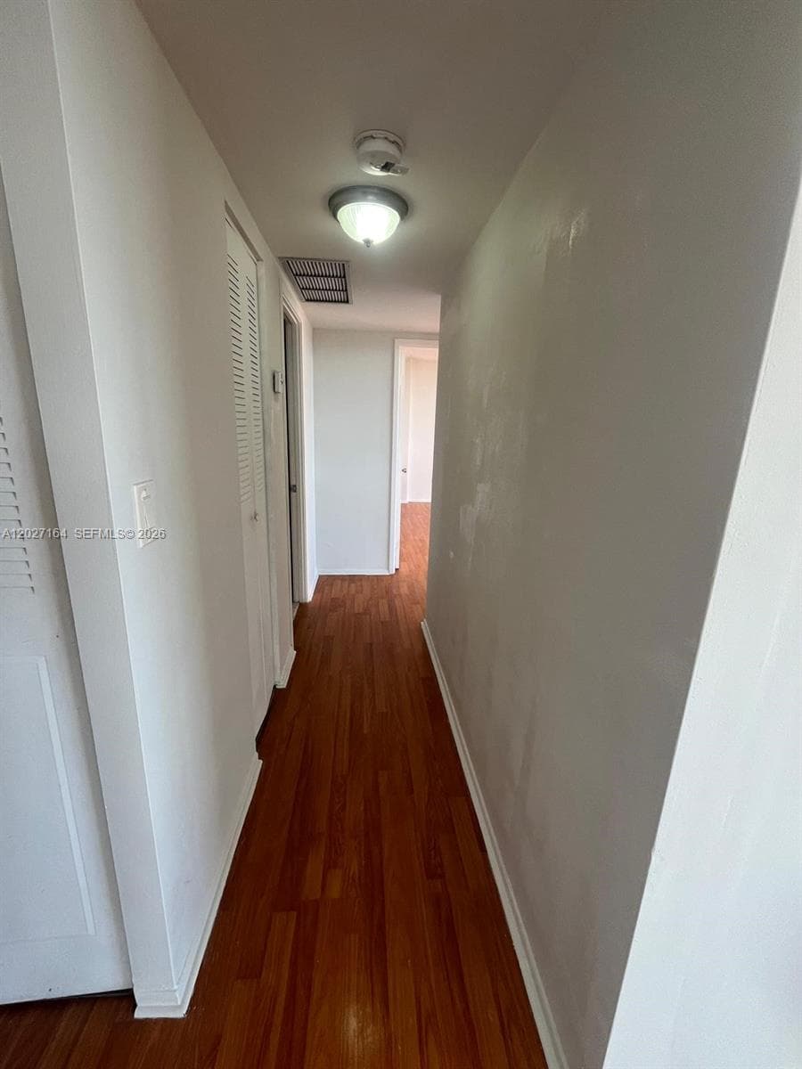 1351 NE Miami Gardens Dr # 1625E, Miami FL 33179 — 5