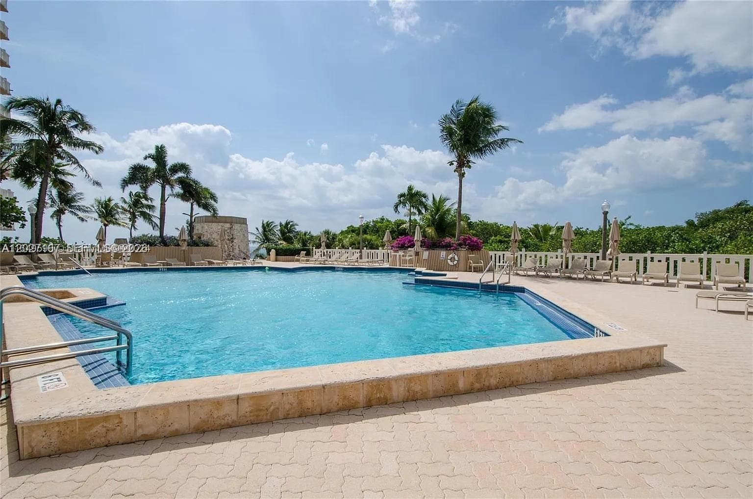 1121 Crandon Blvd # D1007, Key Biscayne FL 33149 — 16