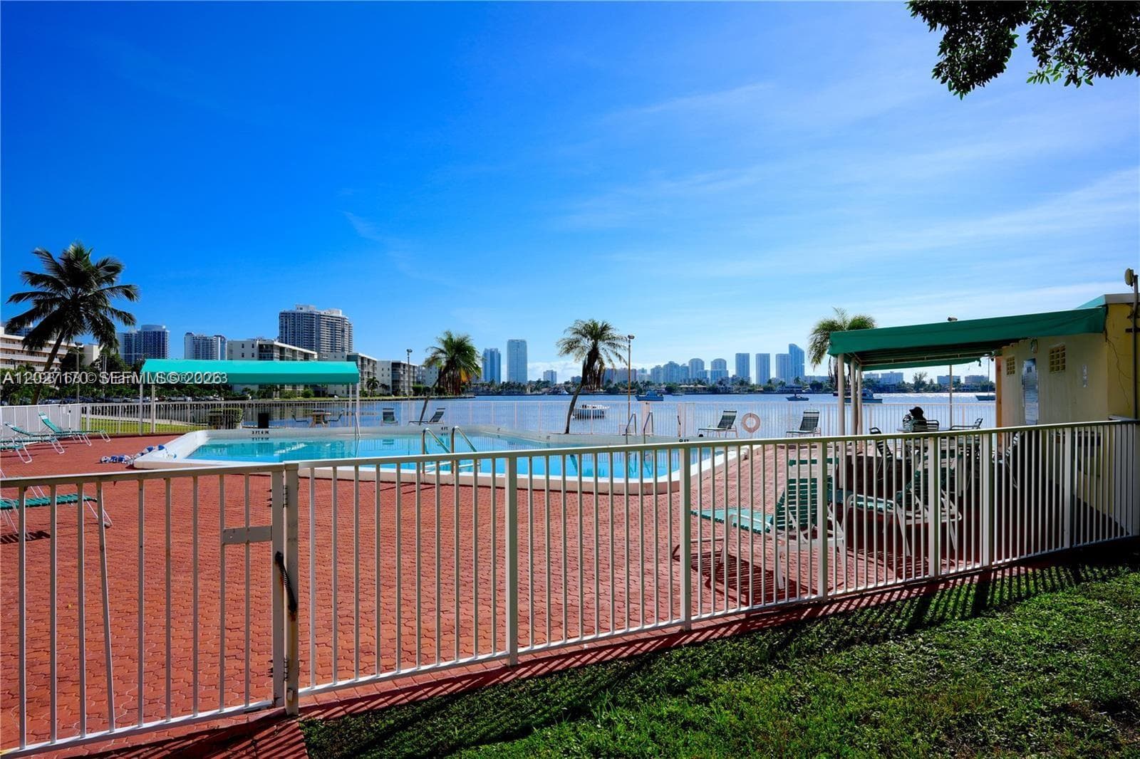 2910 Point East Dr # M609, Aventura FL 33160 — 18