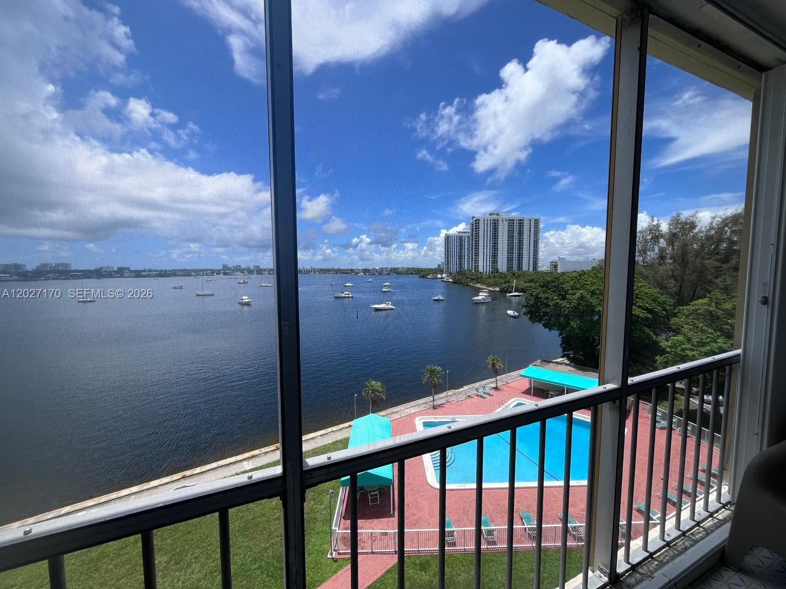 2910 Point East Dr # M609, Aventura FL 33160 — 15