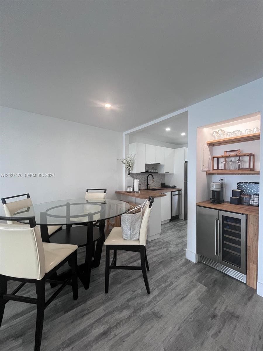 2910 Point East Dr # M609, Aventura FL 33160 — 29