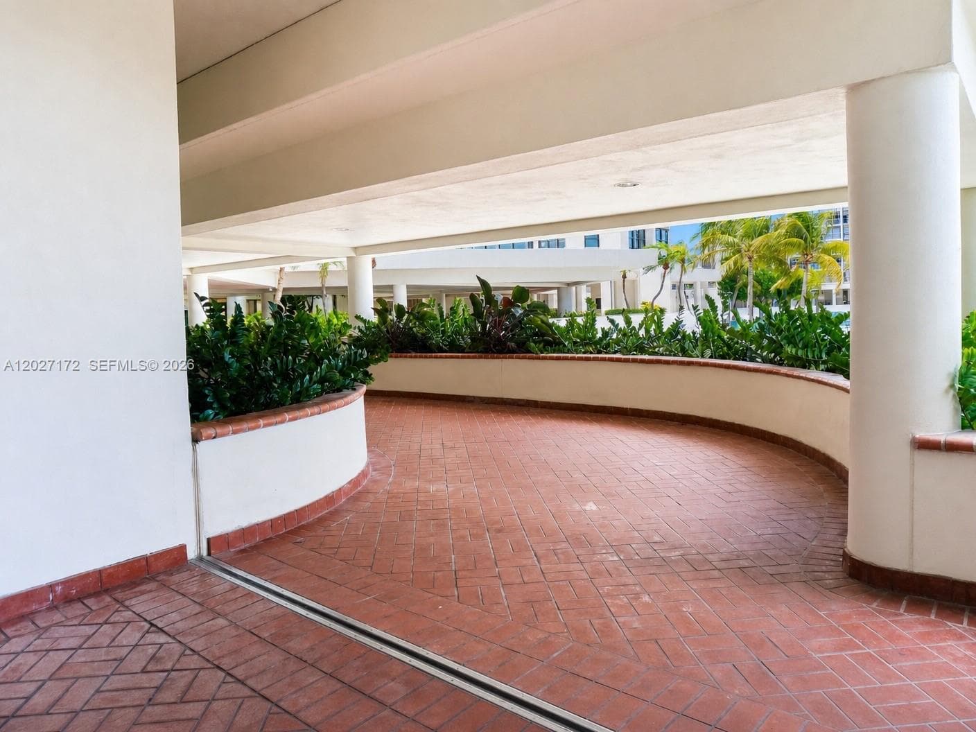 1925 Brickell Ave # 1808, Miami FL 33129 — 76