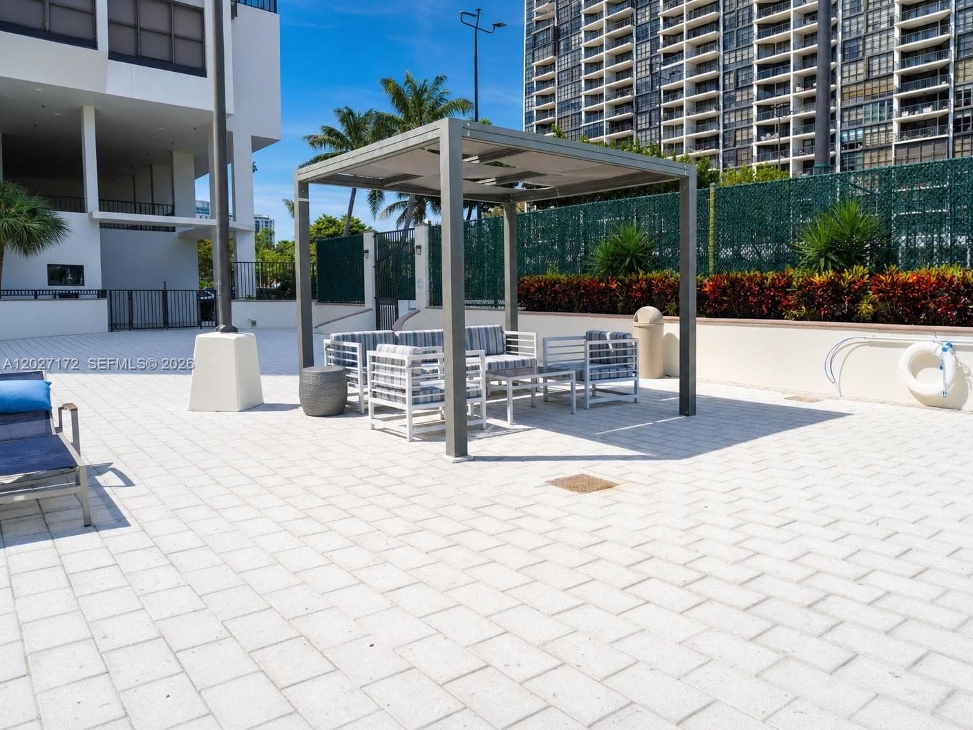 1925 Brickell Ave # 1808, Miami FL 33129 — 90