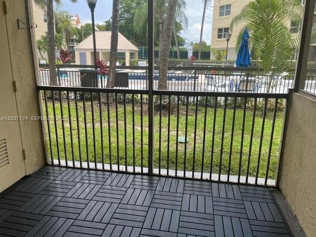 8215 Lake Dr # 105, Doral FL 33166 — 9