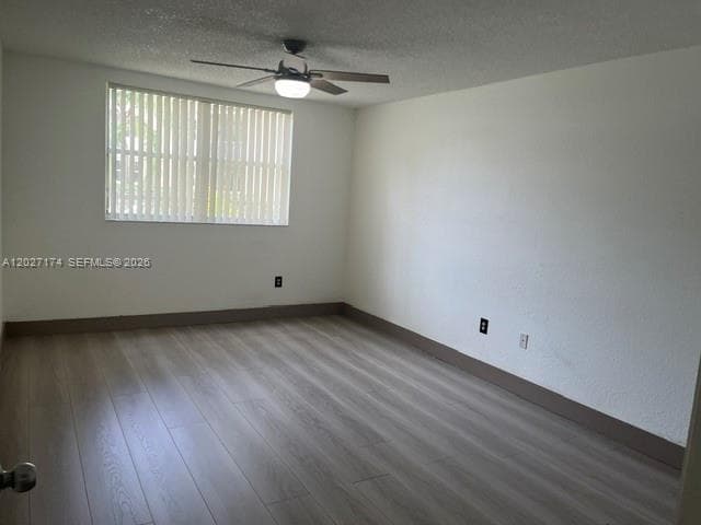 8215 Lake Dr # 105, Doral FL 33166 — 14