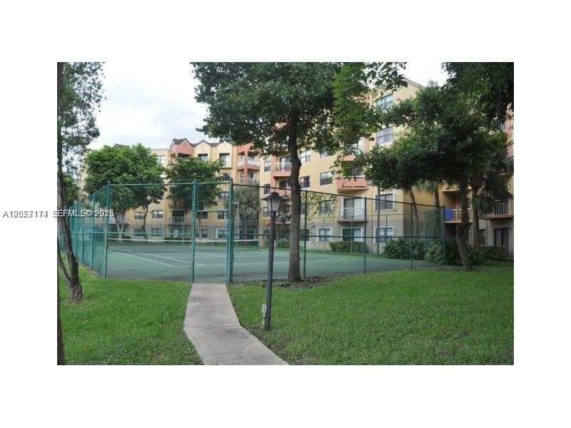 8215 Lake Dr # 105, Doral FL 33166 — 19
