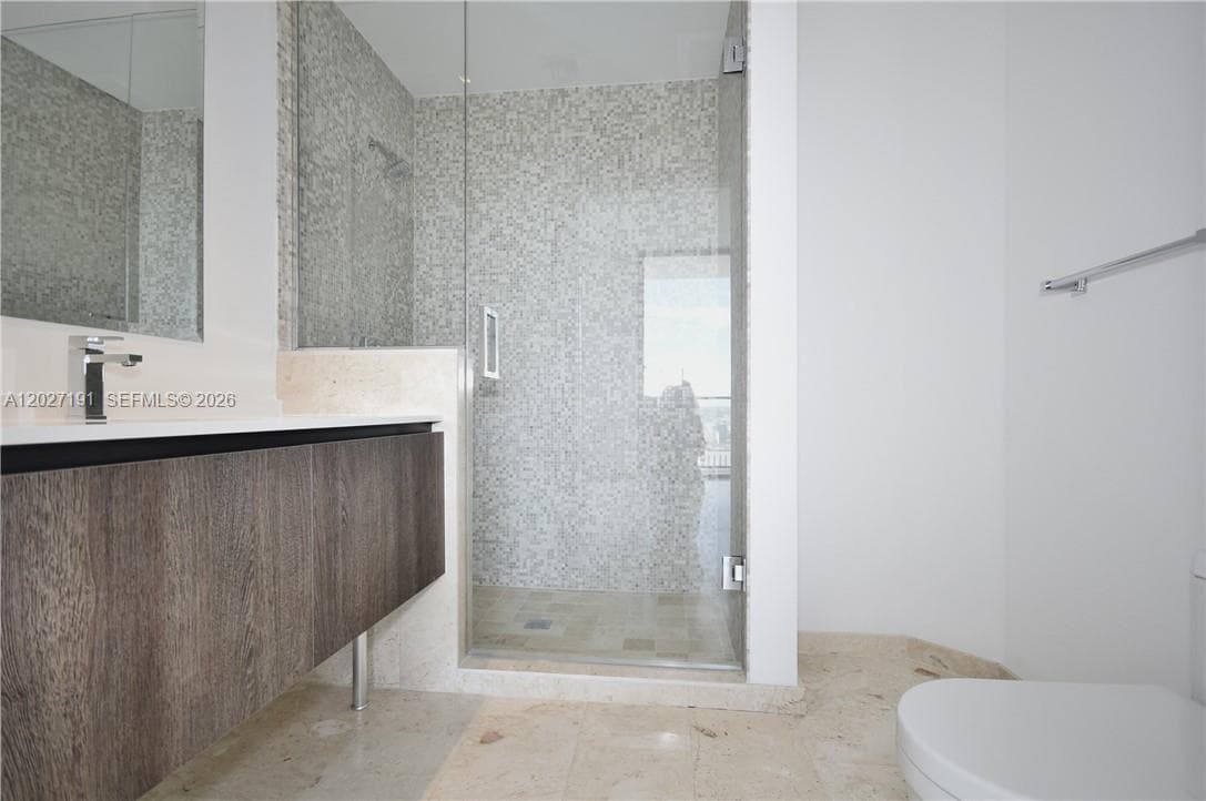 68 SE 6th St # 2812, Miami FL 33131 — 10