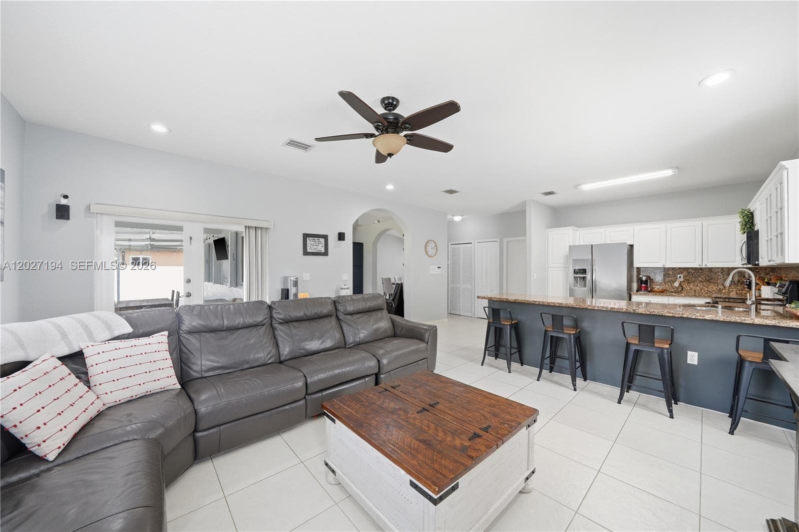 8883 NW 176th St, Hialeah FL 33018 — 14