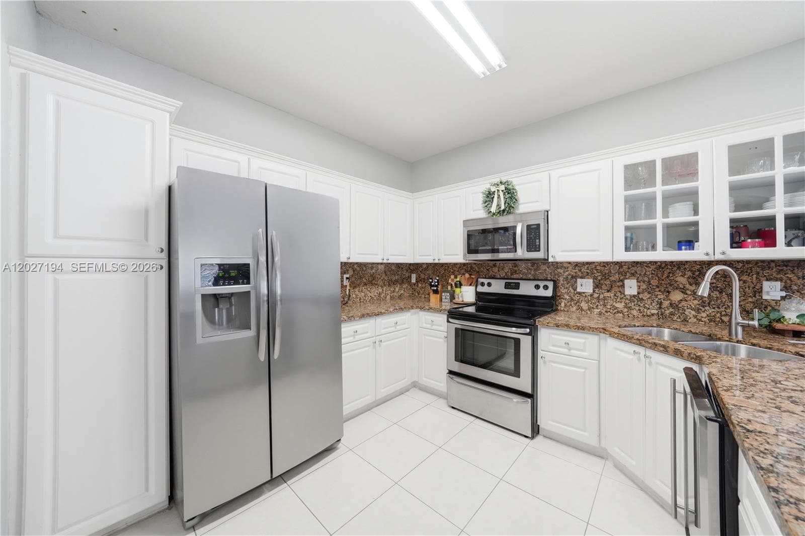 8883 NW 176th St, Hialeah FL 33018 — 11