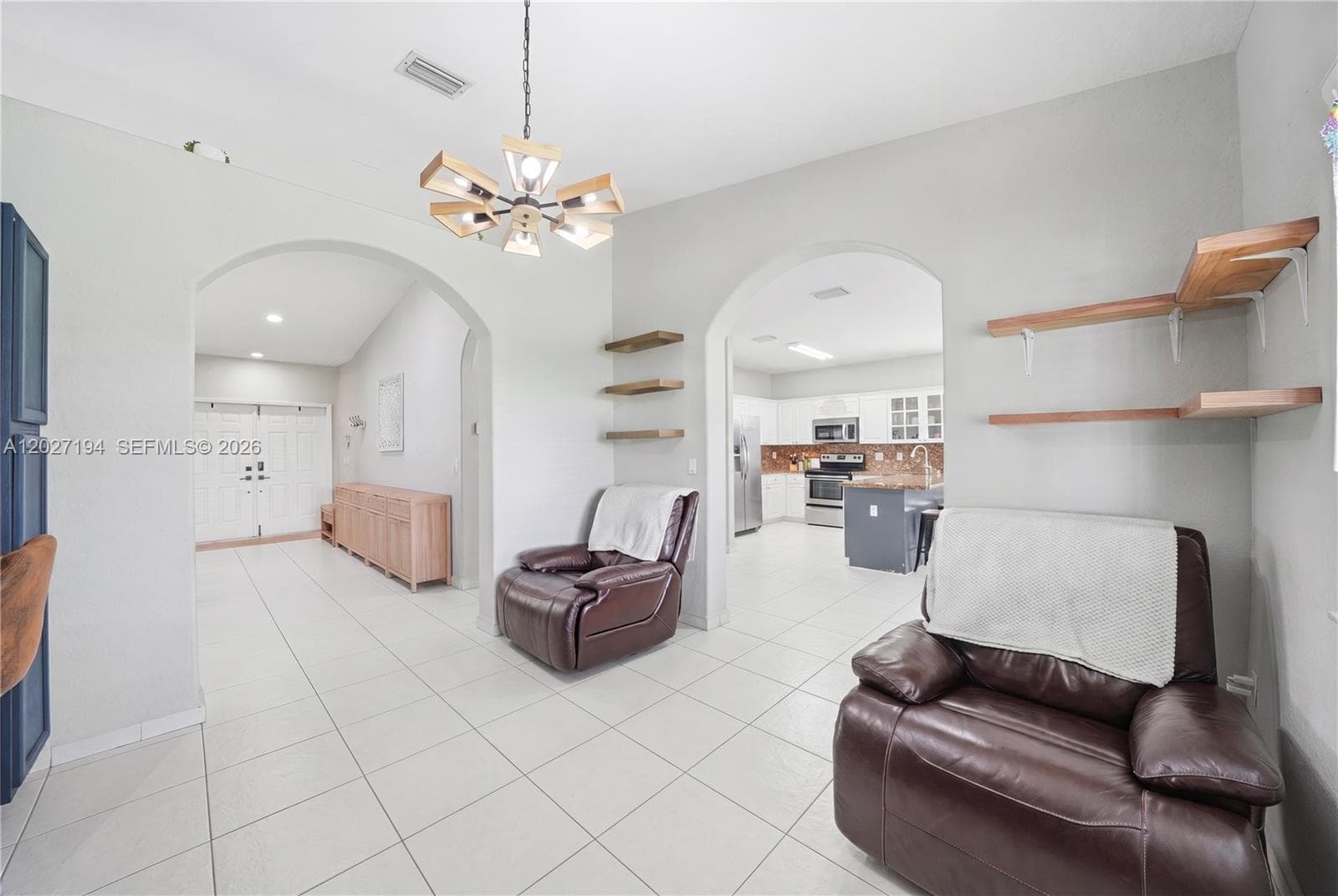 8883 NW 176th St, Hialeah FL 33018 — 8
