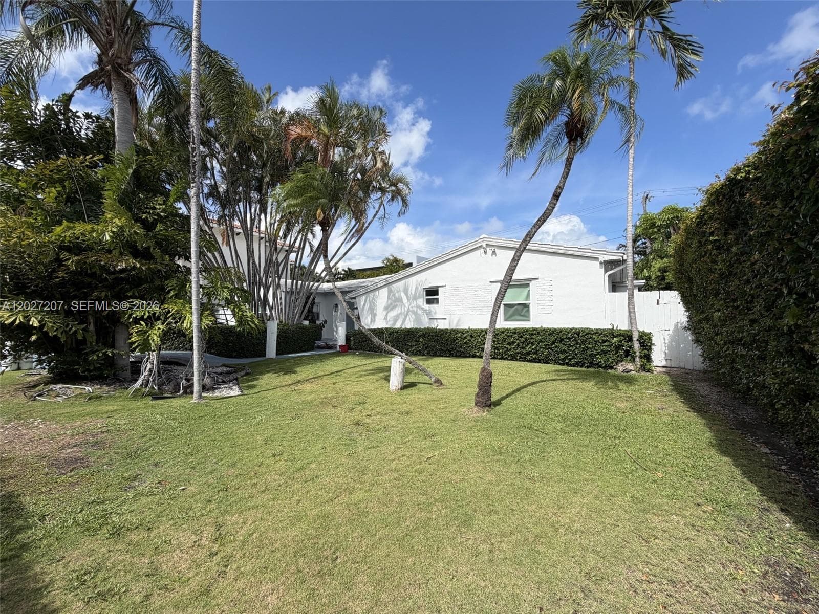 665 Allendale Rd, Key Biscayne FL 33149 — 2