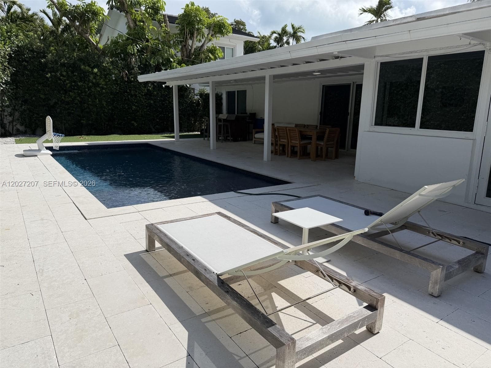 665 Allendale Rd, Key Biscayne FL 33149 — 1