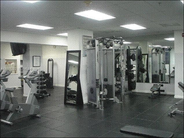 5601 Collins Ave # 1121, Miami Beach FL 33140 — 6