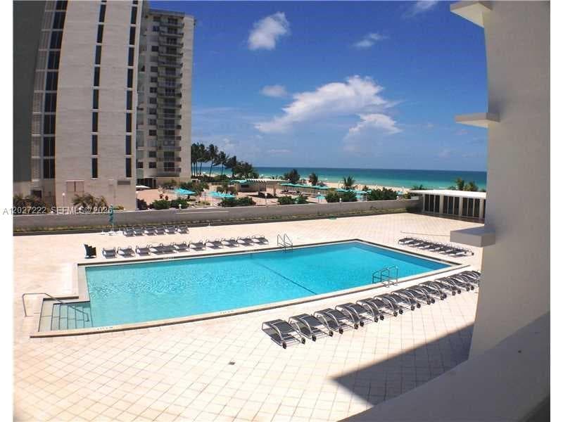 5601 Collins Ave # 1121, Miami Beach FL 33140 — 5
