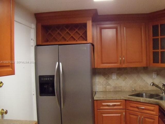 5601 Collins Ave # 1121, Miami Beach FL 33140 — 9
