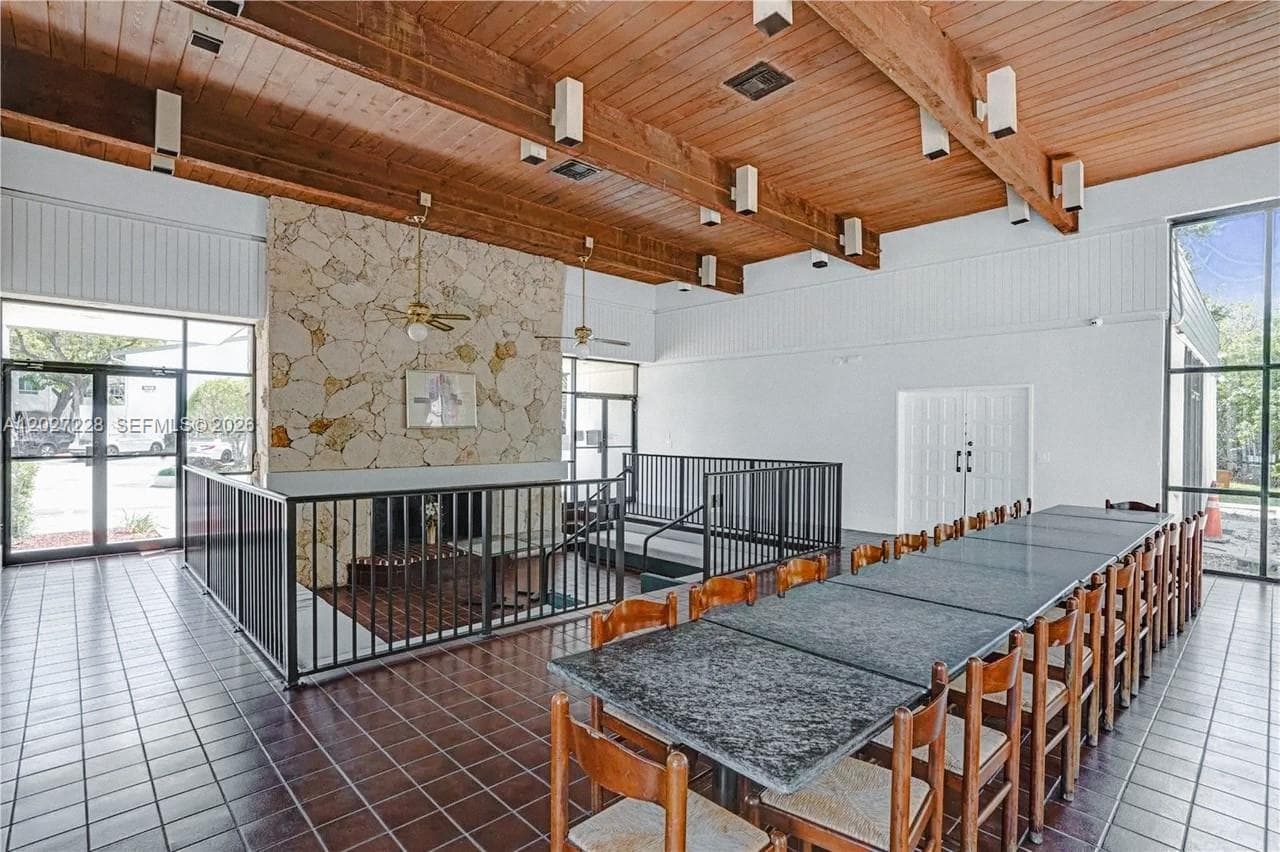 19200 NE 25th Ave # 322C, Miami FL 33180 — 12