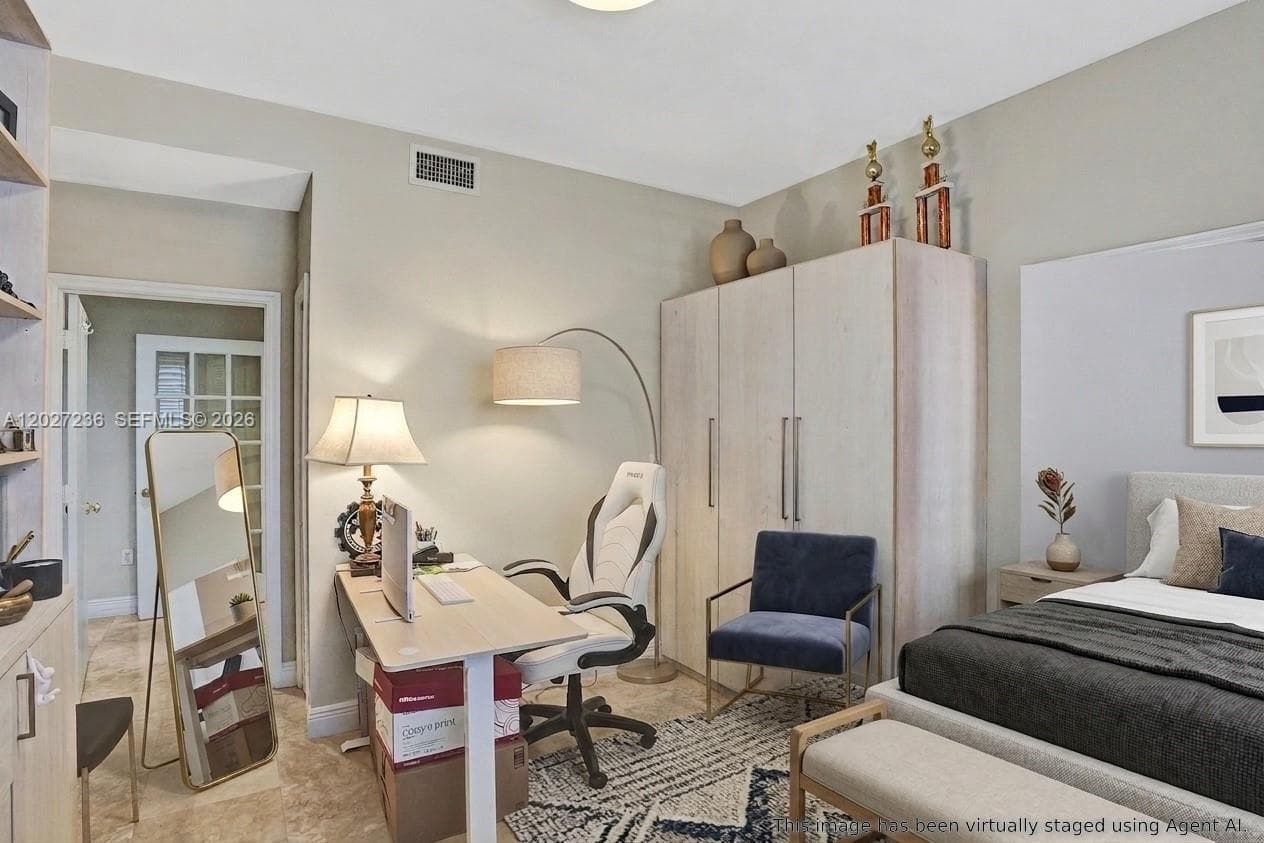 1534 Palancia Ave, Coral Gables FL 33146 — 46