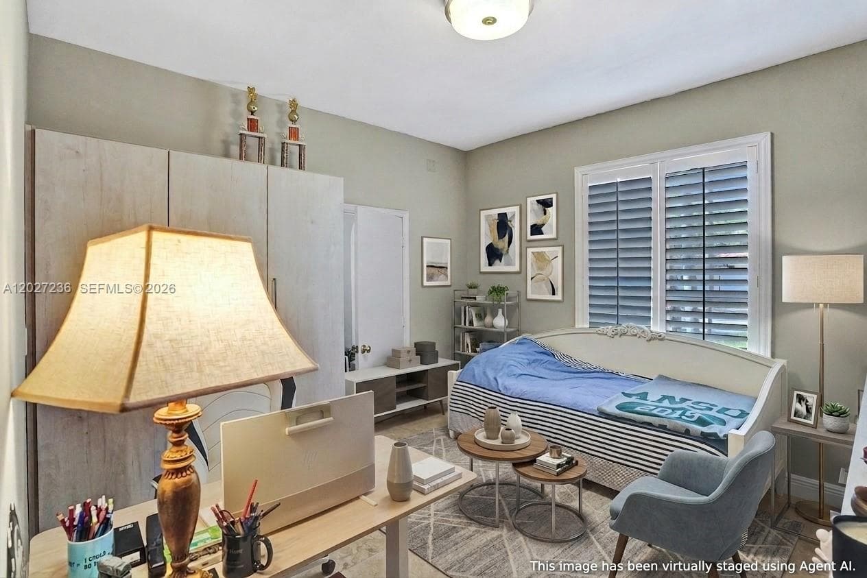 1534 Palancia Ave, Coral Gables FL 33146 — 45