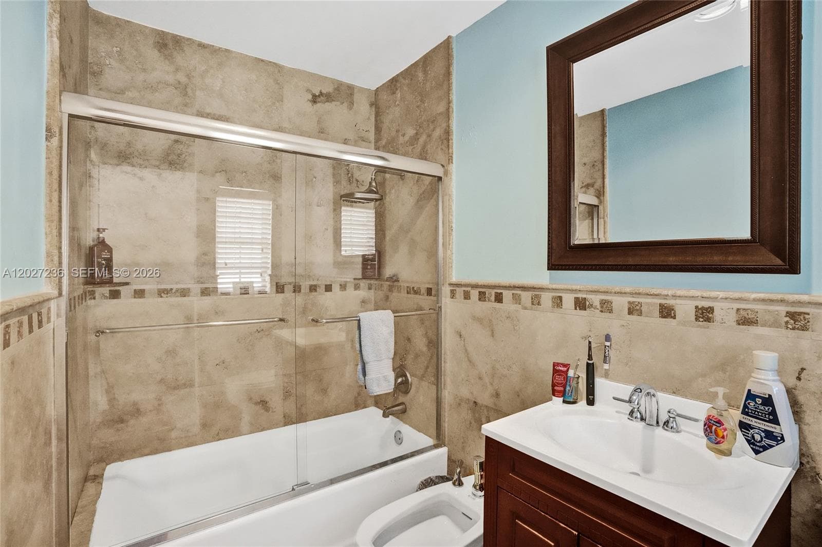 1534 Palancia Ave, Coral Gables FL 33146 — 44