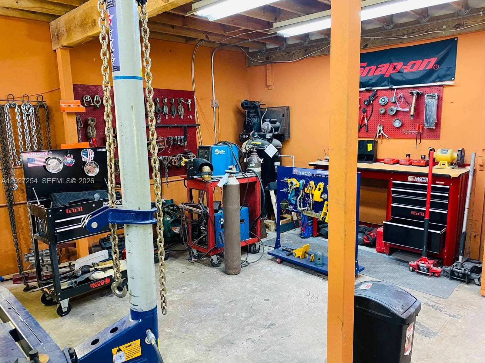 Hialeah, FL — 8