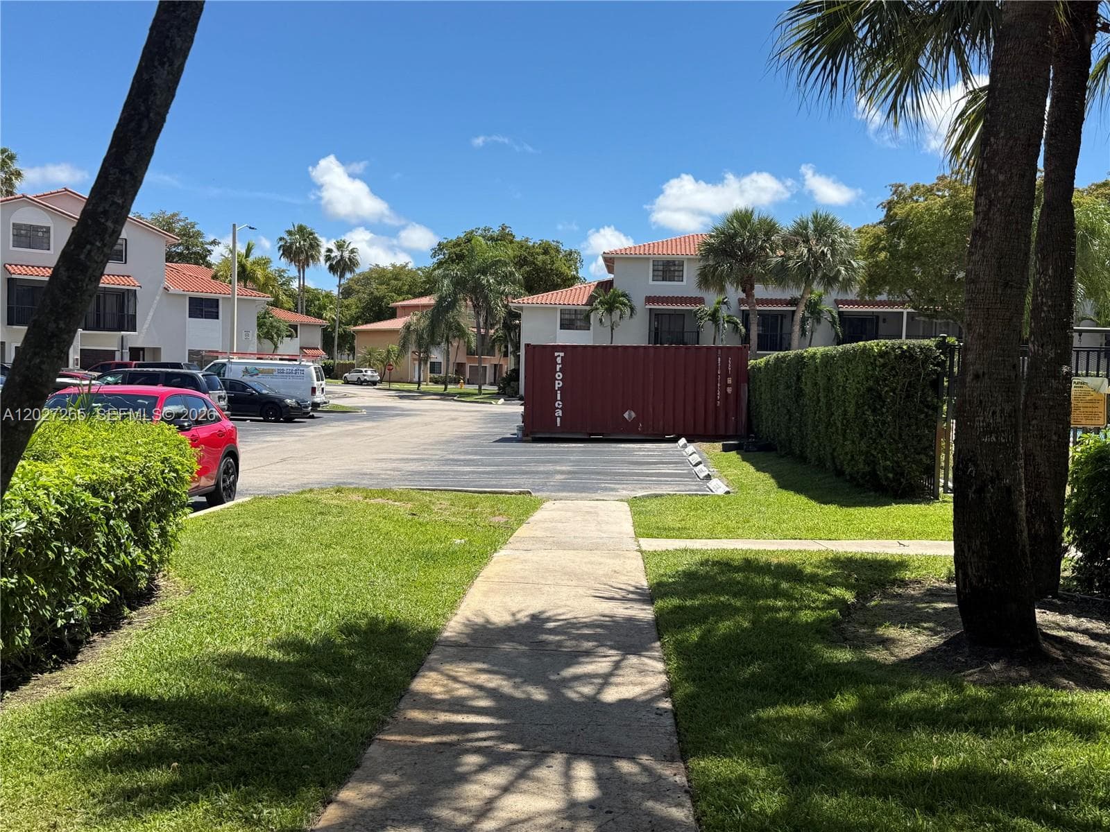 9716 Hammocks Blvd # 101, Miami FL 33196 — 2