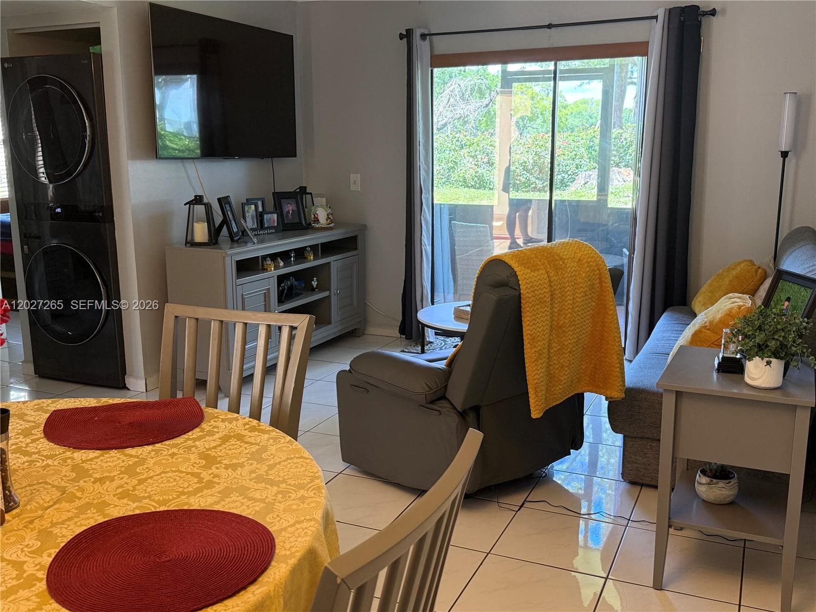 9716 Hammocks Blvd # 101, Miami FL 33196 — 24
