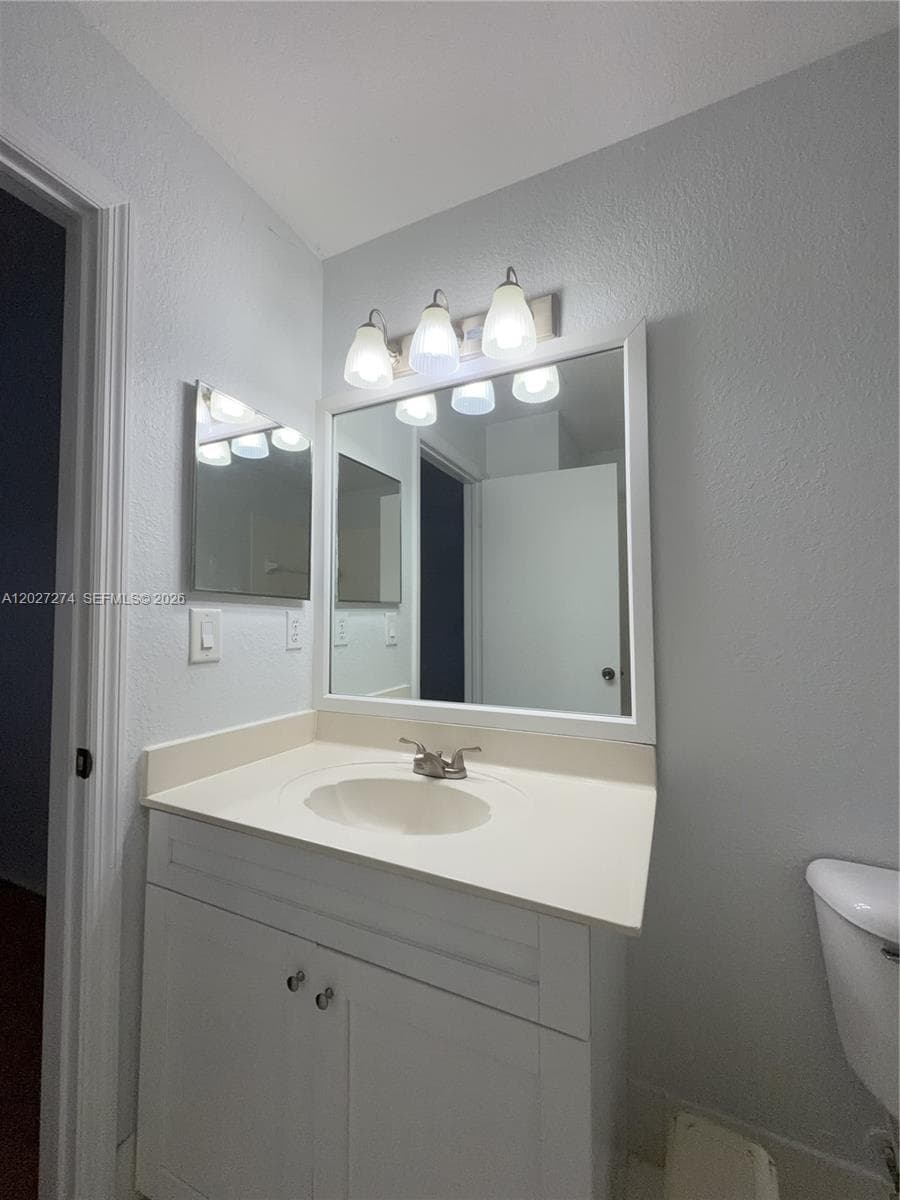 995 NE 34th Ave # 201, Homestead FL 33033 — 19