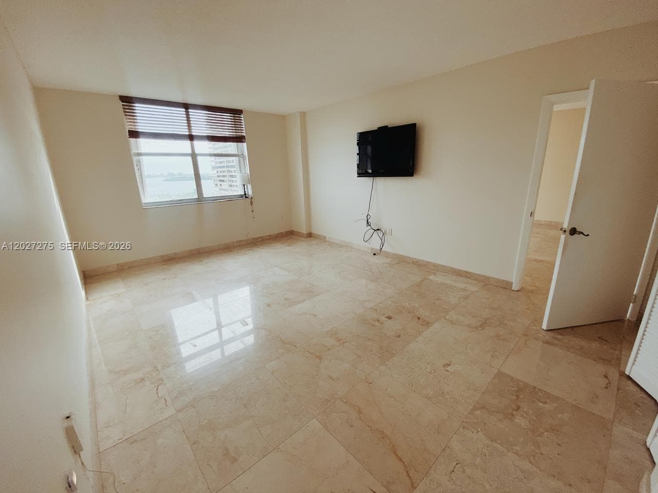 11111 Biscayne Blvd # 8F, Miami FL 33181 — 13