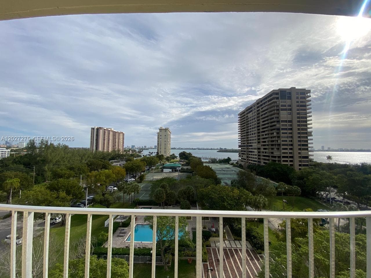 11111 Biscayne Blvd # 8F, Miami FL 33181 — 18