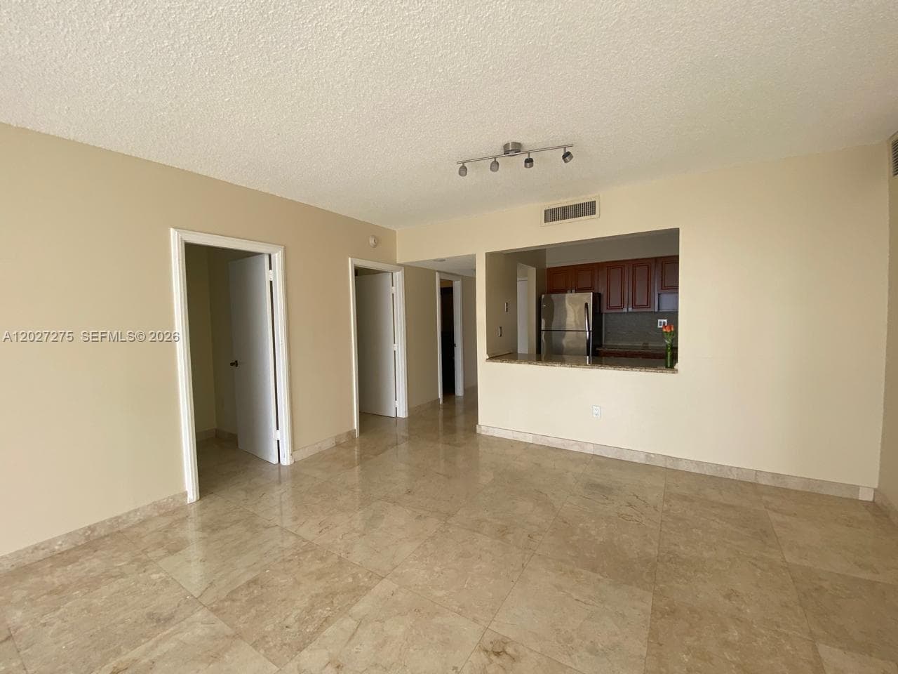 11111 Biscayne Blvd # 8F, Miami FL 33181 — 15