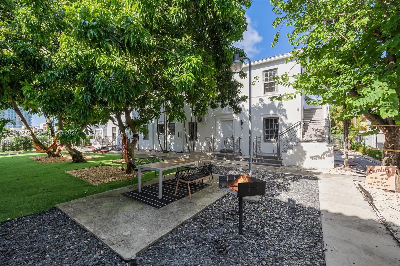 421 75th St # 4, Miami Beach FL 33141 — 22