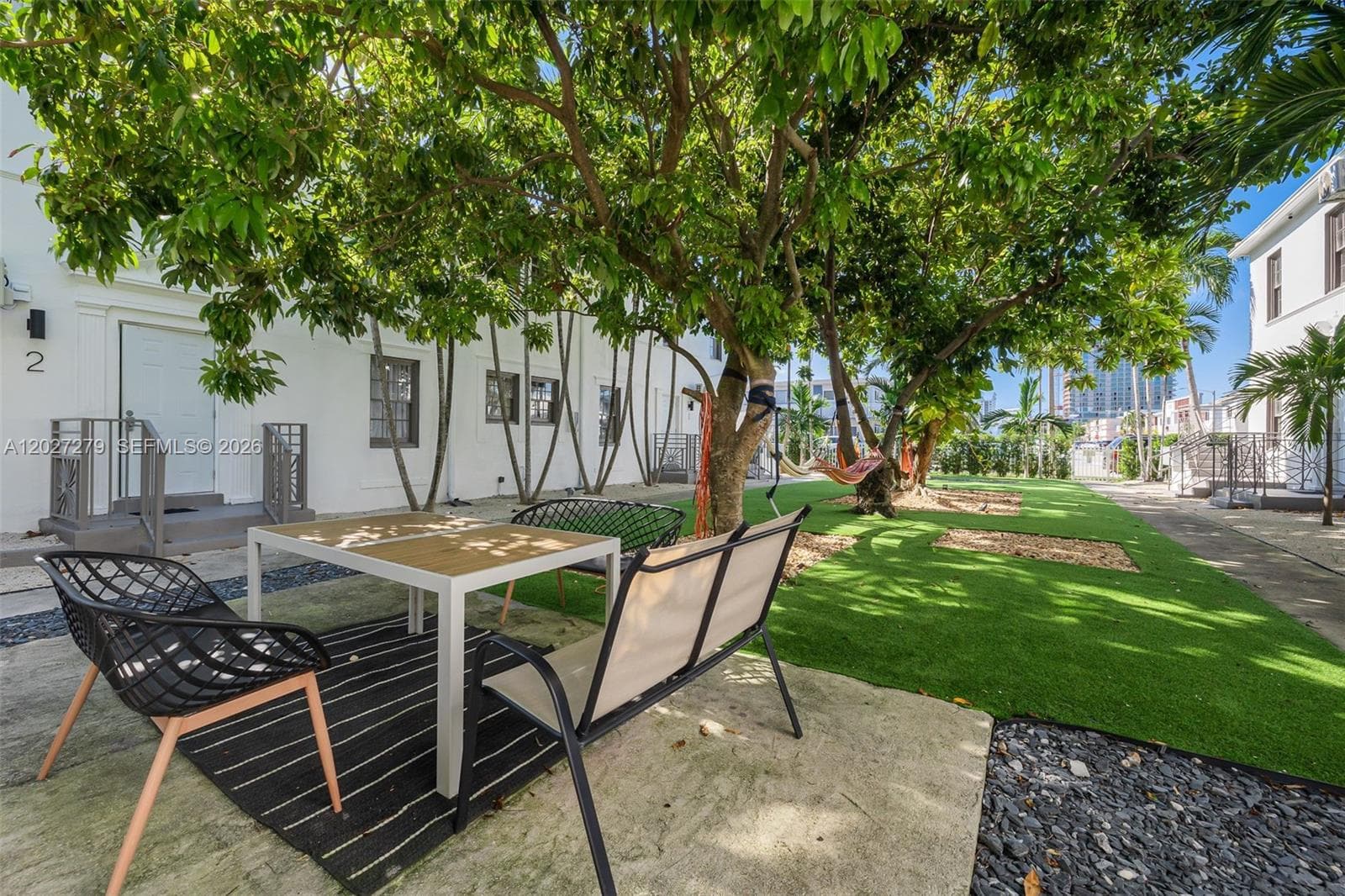 421 75th St # 4, Miami Beach FL 33141 — 20