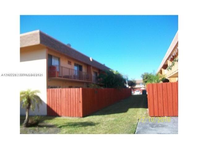 890 SW 129th Pl # 208, Miami FL 33184 — 1