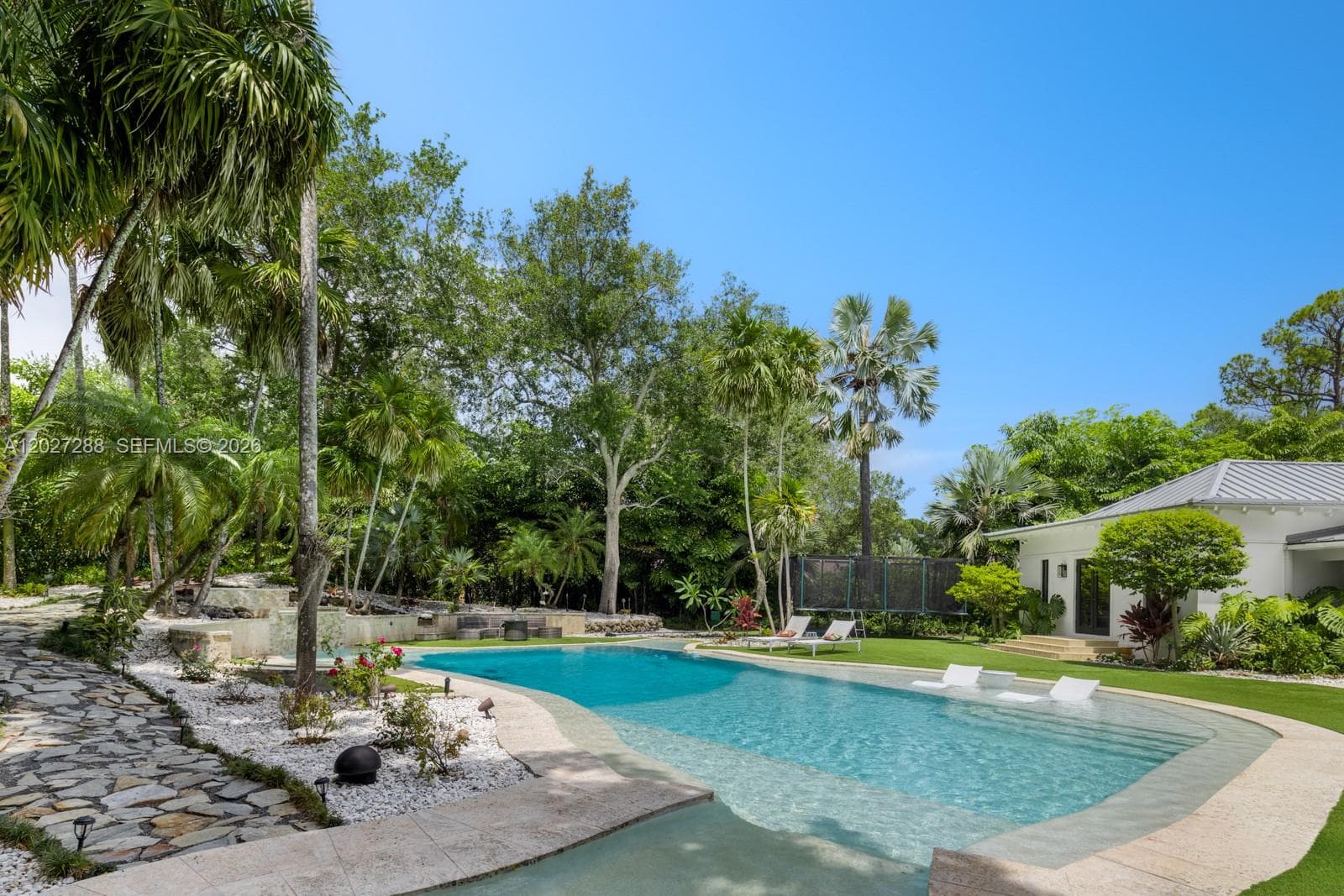 7101 SW 66th St, Miami FL 33143 — 62