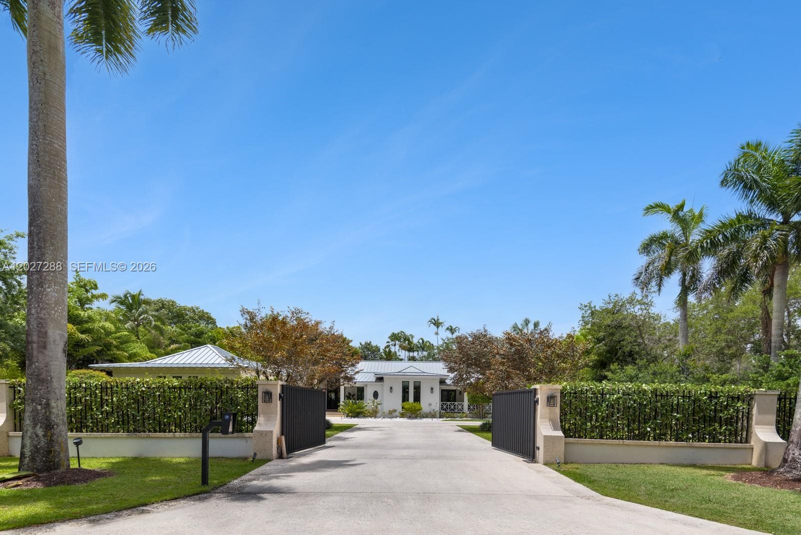7101 SW 66th St, Miami FL 33143 — 77