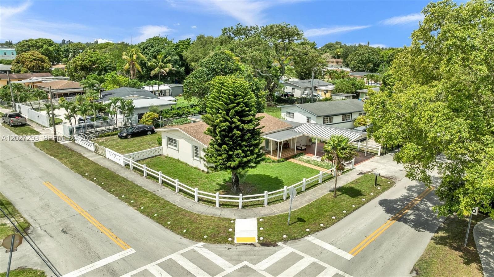 1900 NW 131st St, Miami FL 33167 — 39