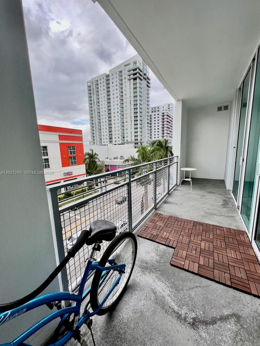 350 NE 24th St # 408, Miami FL 33137 — 10