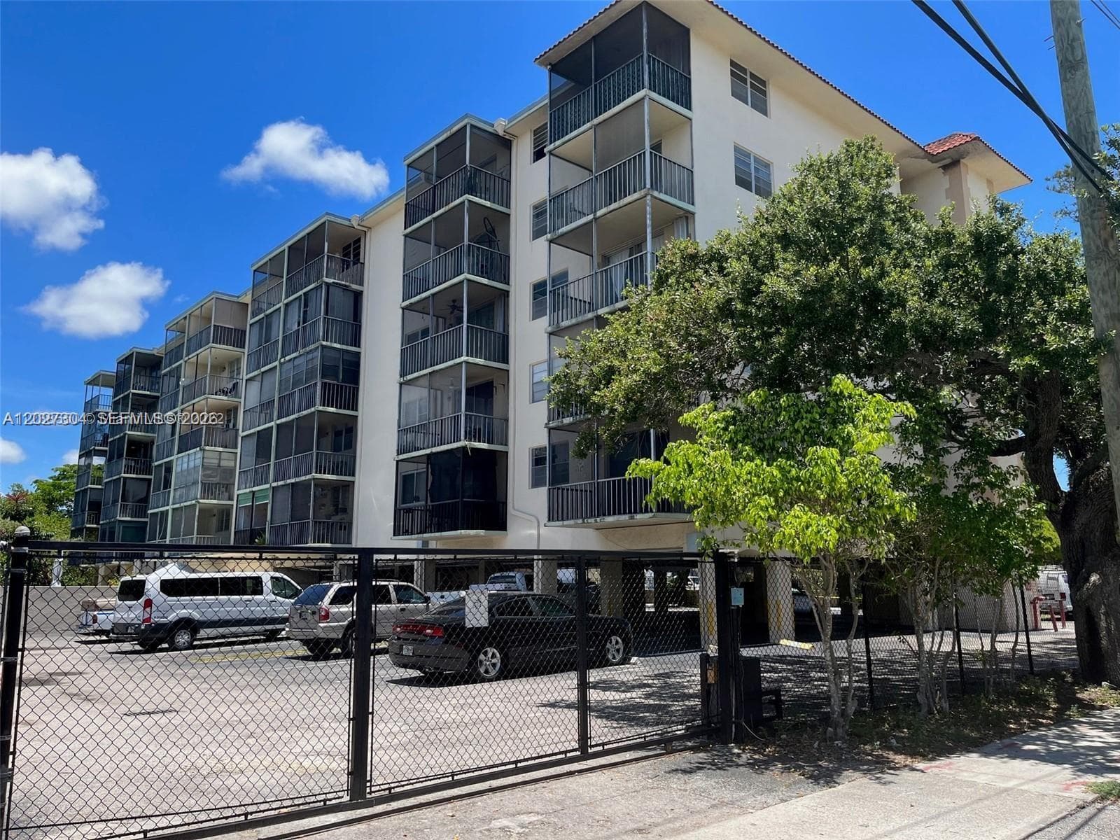 12590 NE 16th Ave # 610, North Miami FL 33161 — 36