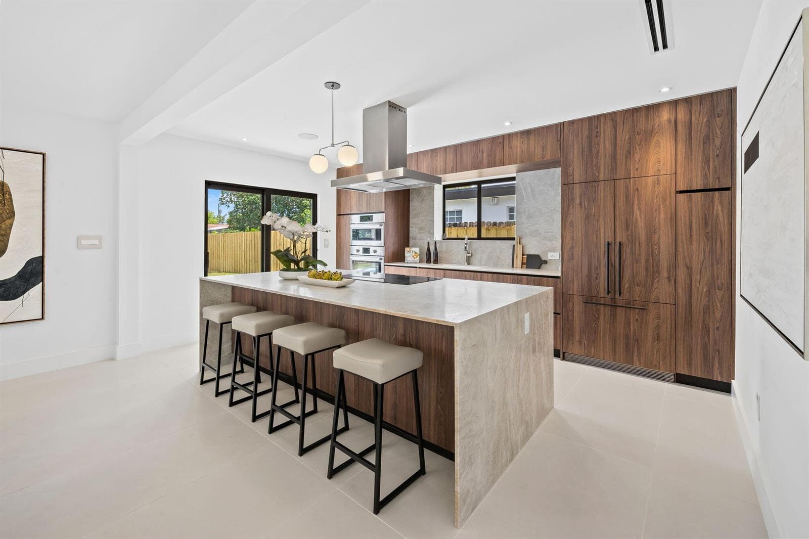 2370 NE 195th Street, Miami FL 33180 — 9