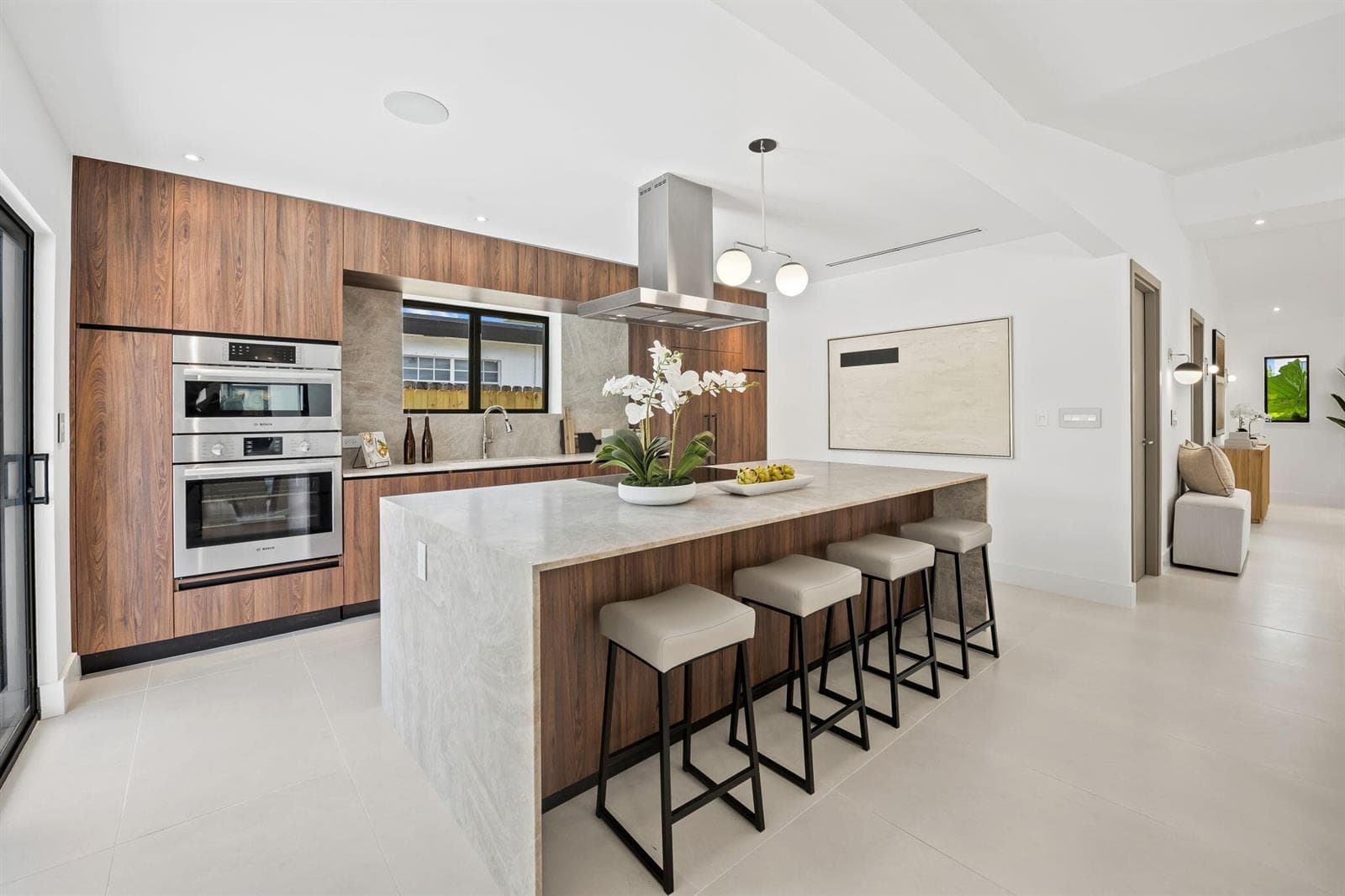2370 NE 195th Street, Miami FL 33180 — 10