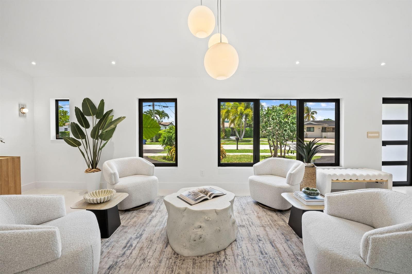 2370 NE 195th Street, Miami FL 33180 — 4