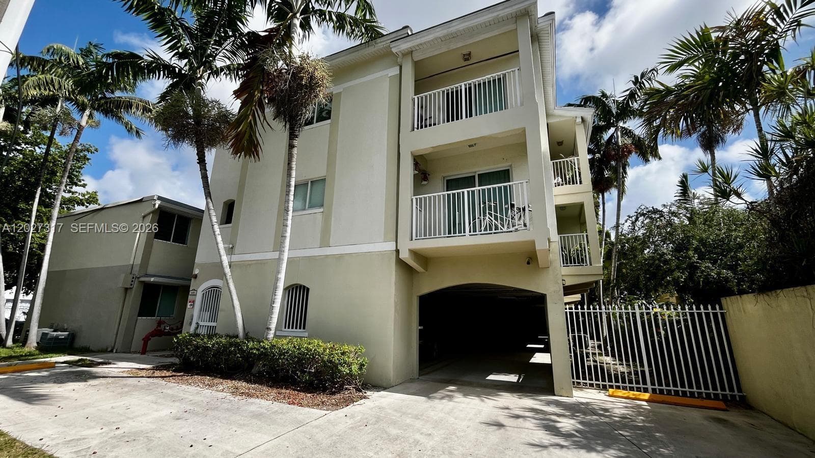 1025 SW 7th Ave # 5, Miami FL 33130 — 6