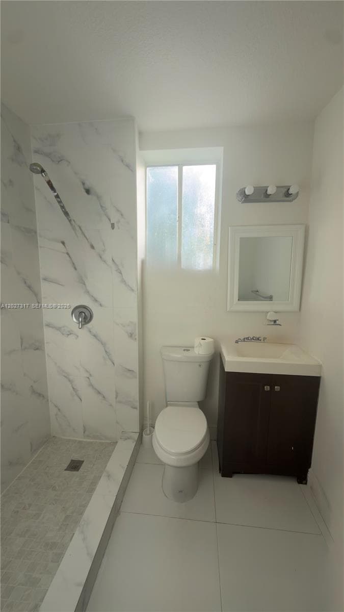 1025 SW 7th Ave # 5, Miami FL 33130 — 7