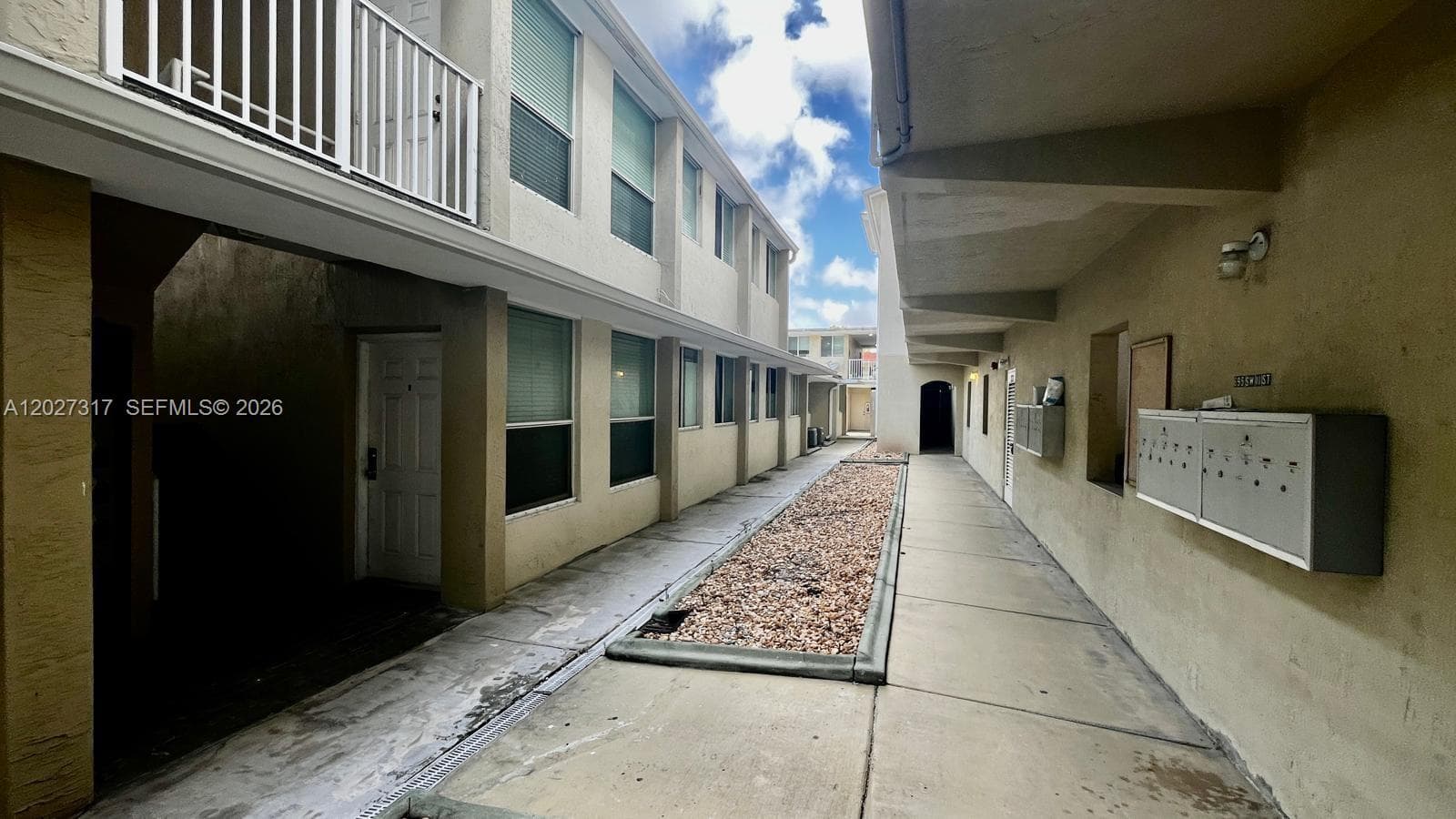 1025 SW 7th Ave # 5, Miami FL 33130 — 4
