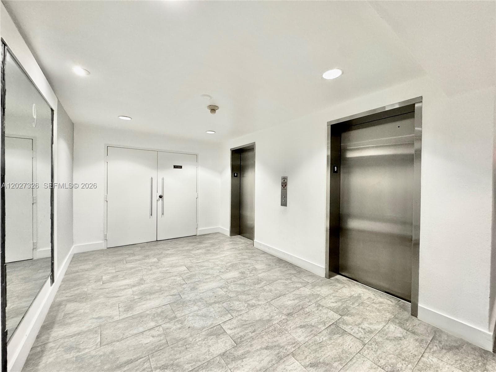 800 West Ave # 924, Miami Beach FL 33139 — 16