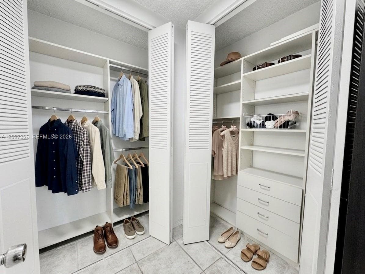 800 West Ave # 924, Miami Beach FL 33139 — 4